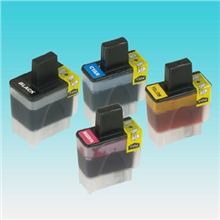 4 דיו  מדפסת  כחול צהוב אדום ושחור תואמים  LC-900  למדפסת Brother  